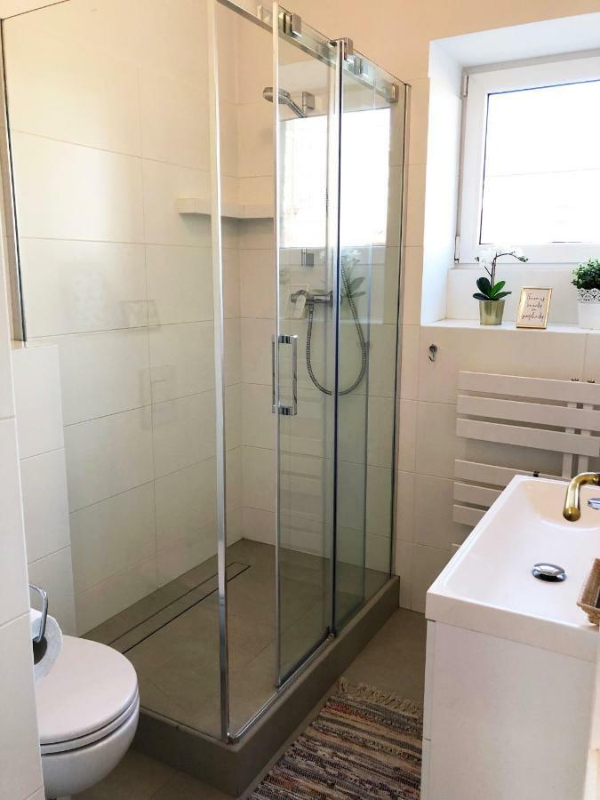 Apartament Niepodgleglosci 245- 2br By Homeprime *