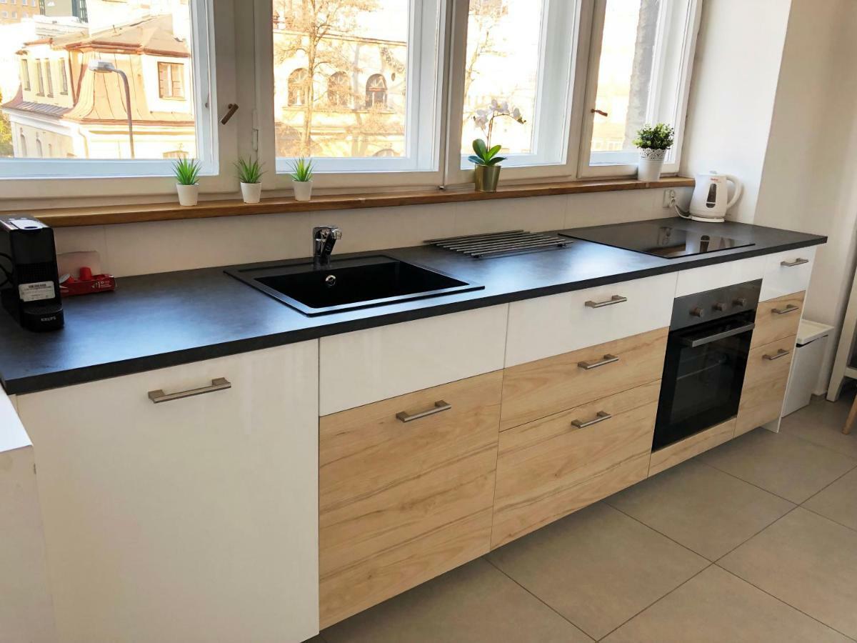 Niepodgleglosci 245- 2br By Homeprime